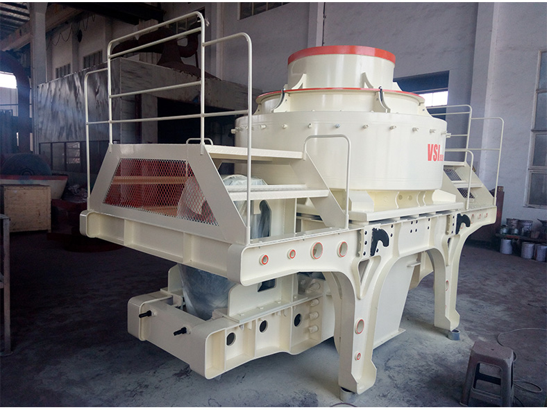 破碎機機架結構分析(圖1) 破碎機